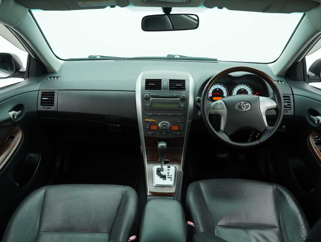 used 2013 Toyota Corolla Altis G 1.8