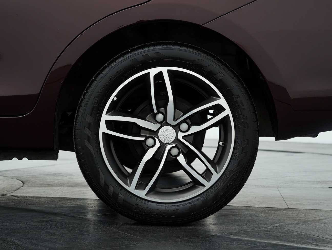 terpakai 2021 Proton Saga Premium 1.3