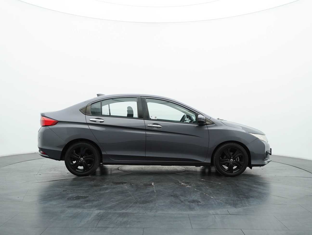 used 2015 Honda City V 1.5