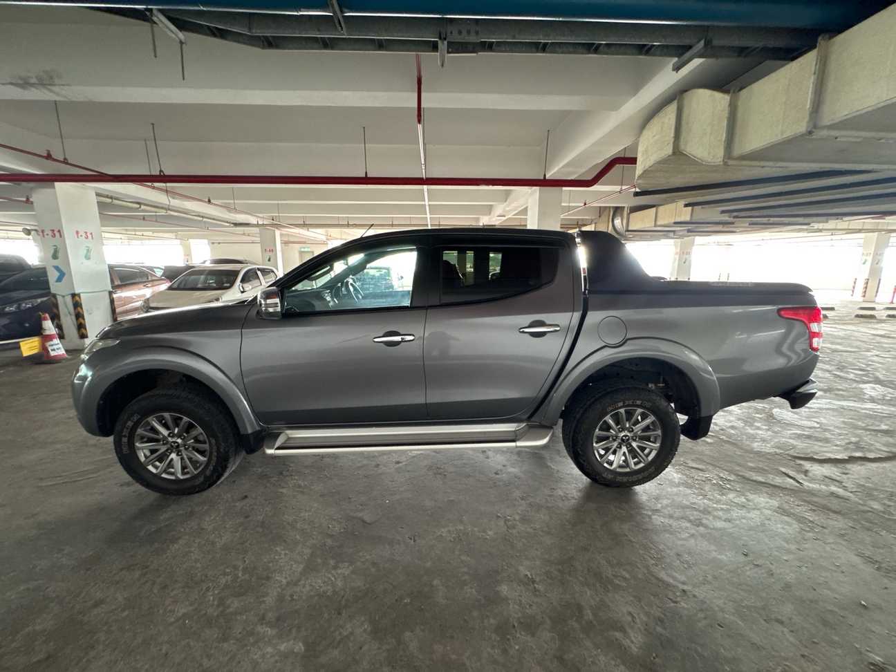 used 2017 Mitsubishi Triton VGT Adventure Dual Cab 4X4 2.4
