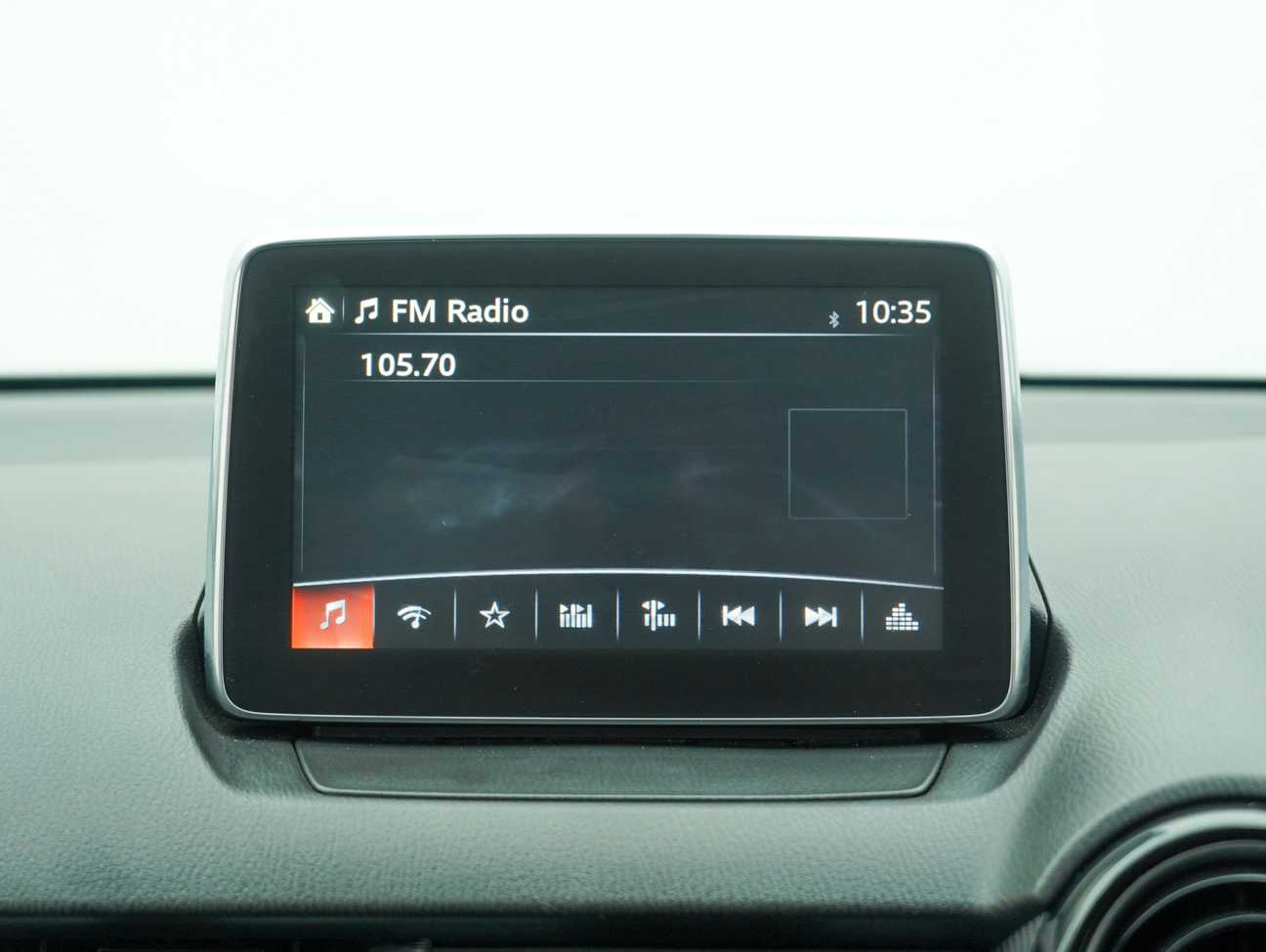 terpakai 2015 Mazda 2 SKYACTIV-G 1.5