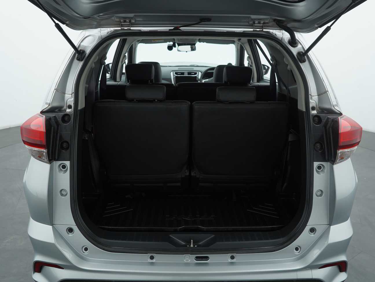 terpakai 2019 Perodua Aruz AV 1.5