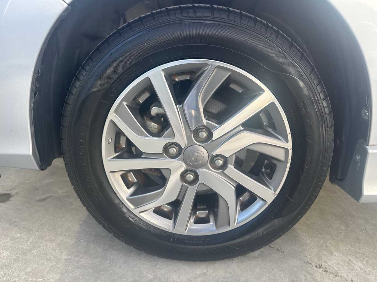 terpakai 2017 Perodua Bezza Advance 1.3