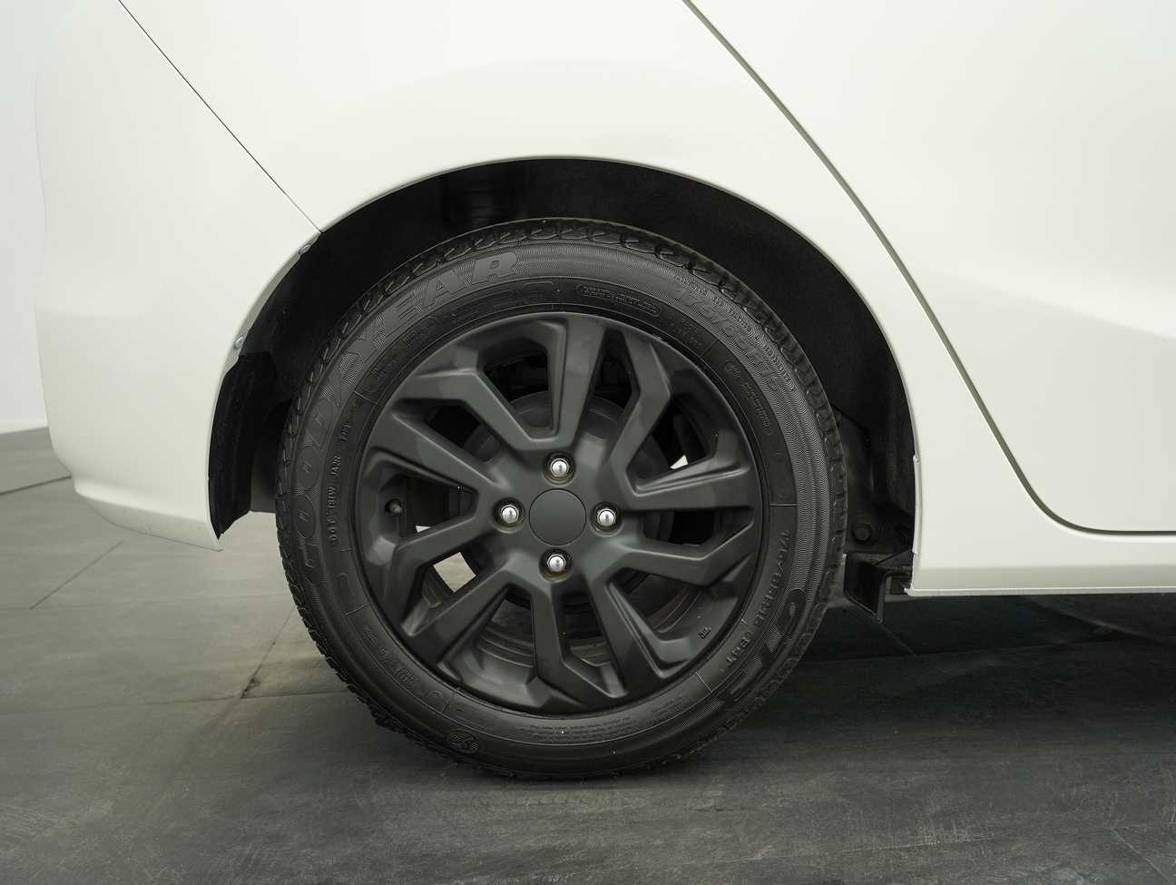 used 2017 Honda Jazz E 1.5