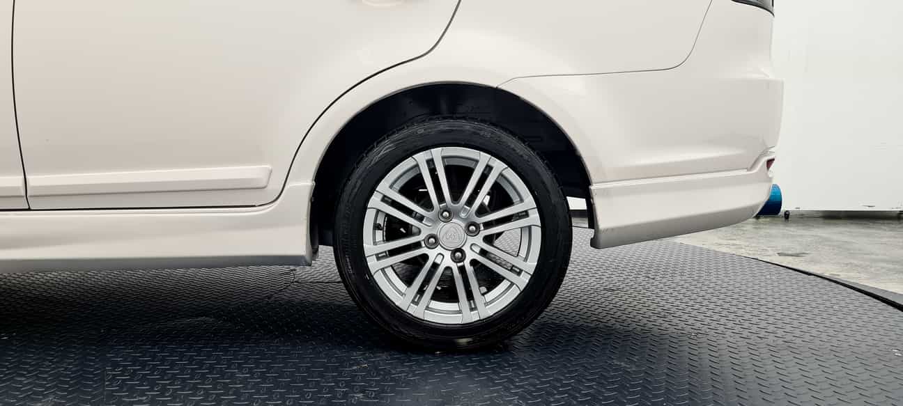 used 2013 Proton SAGA FLX SE 1.6