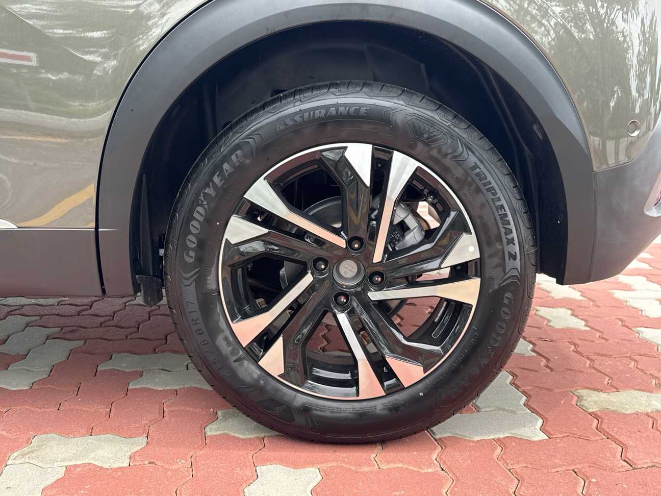 used 2025 Peugeot 2008 Allure 1.2