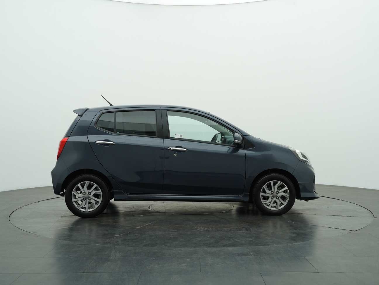 terpakai 2019 Perodua AXIA Advance 1.0