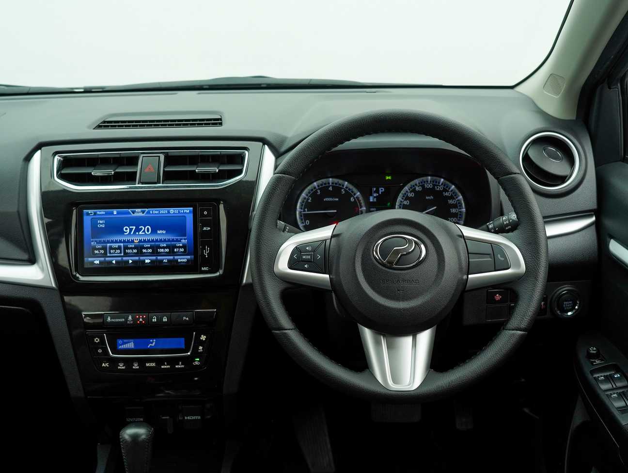 terpakai 2021 Perodua Aruz AV 1.5