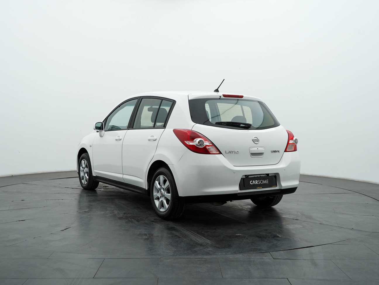 used 2012 Nissan Latio Comfort 1.8