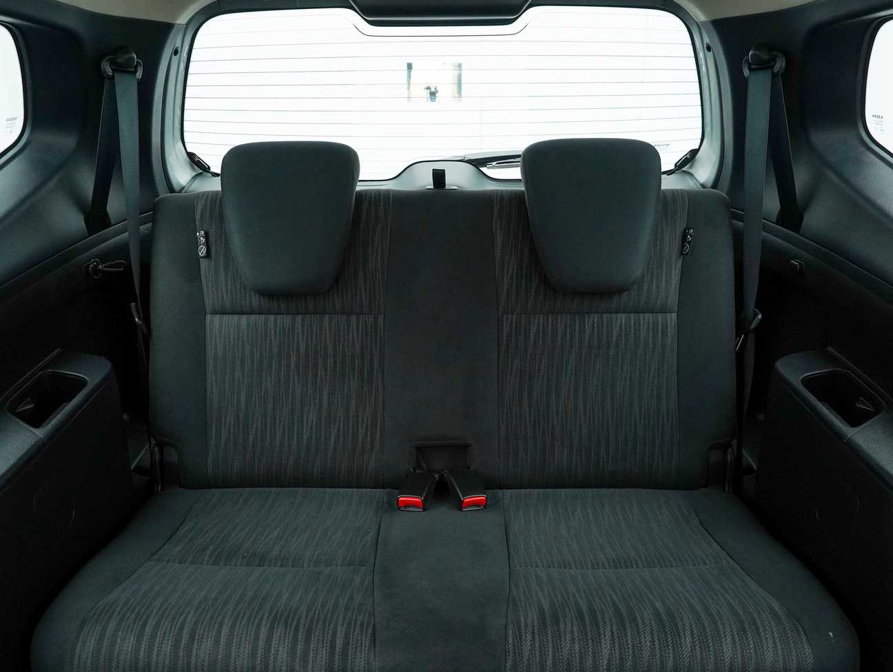 terpakai 2018 Nissan Grand Livina Comfort 1.6