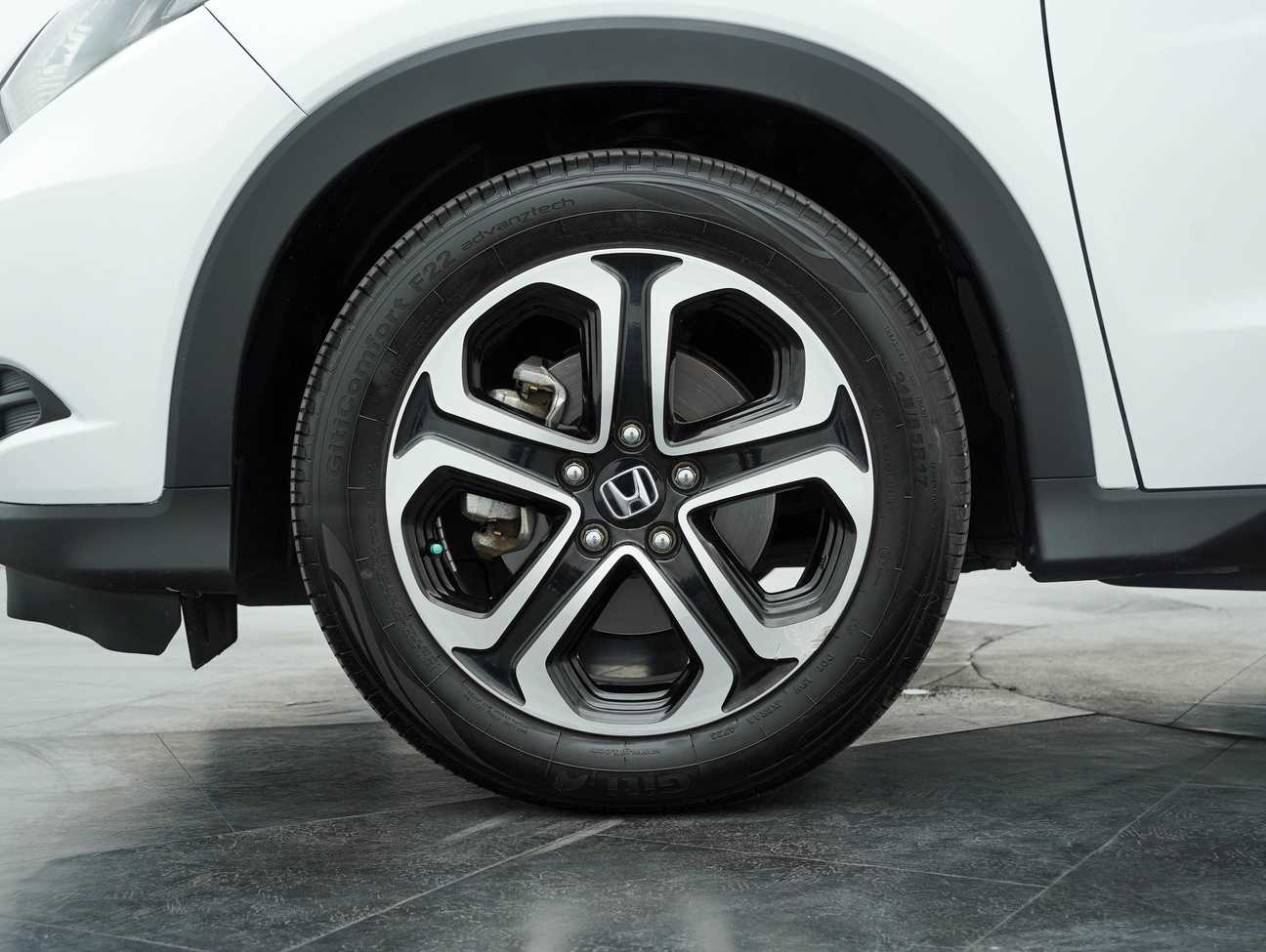 terpakai 2018 Honda HR-V i-VTEC E 1.8