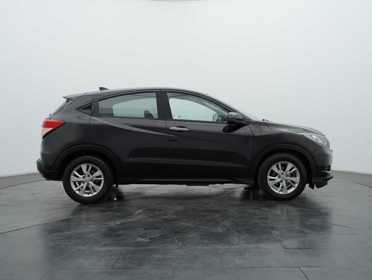 used 2015 Honda HR-V V 1.8