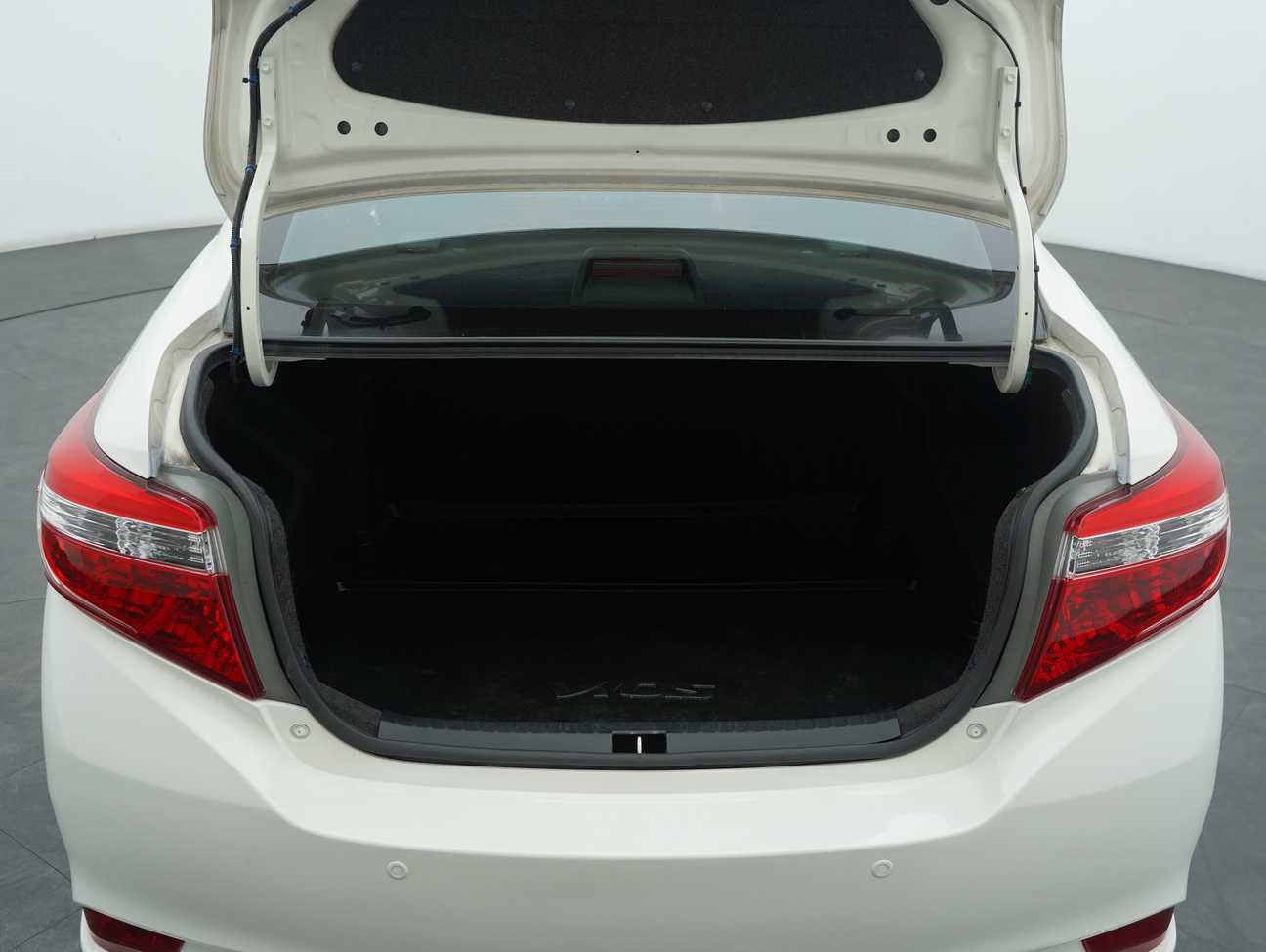 used 2015 Toyota Vios J 1.5