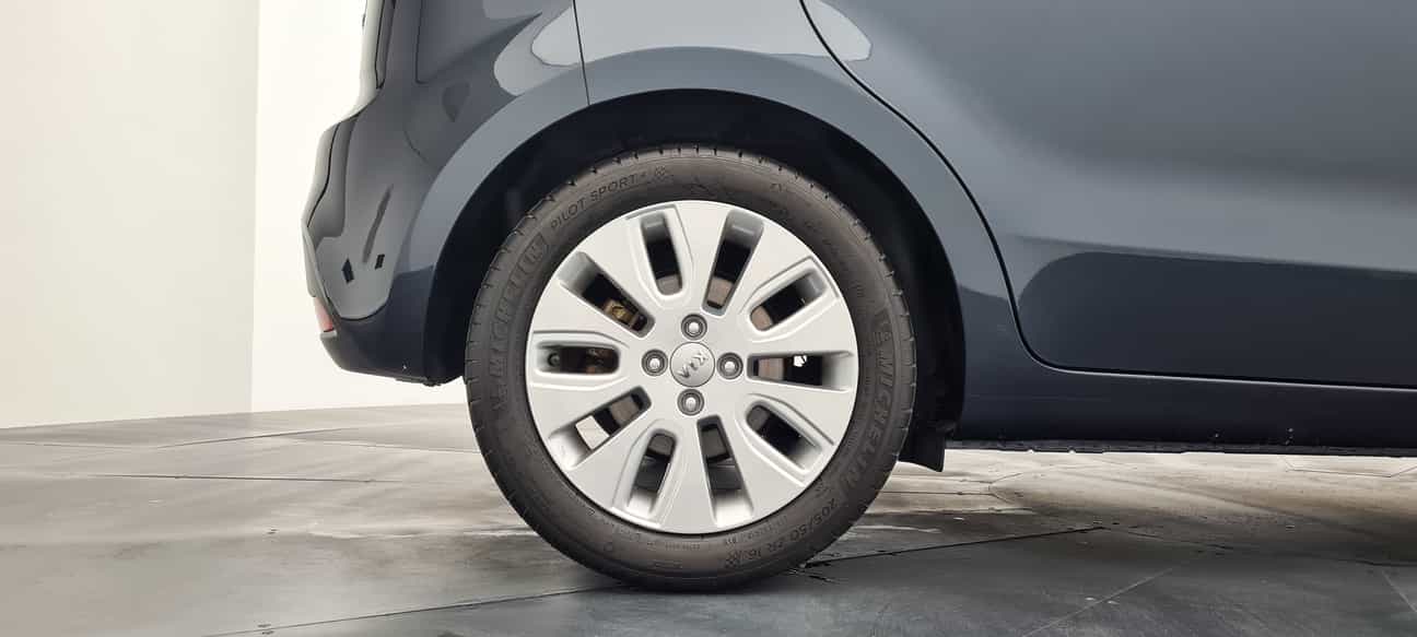 used 2013 Kia RIO UB 1.4