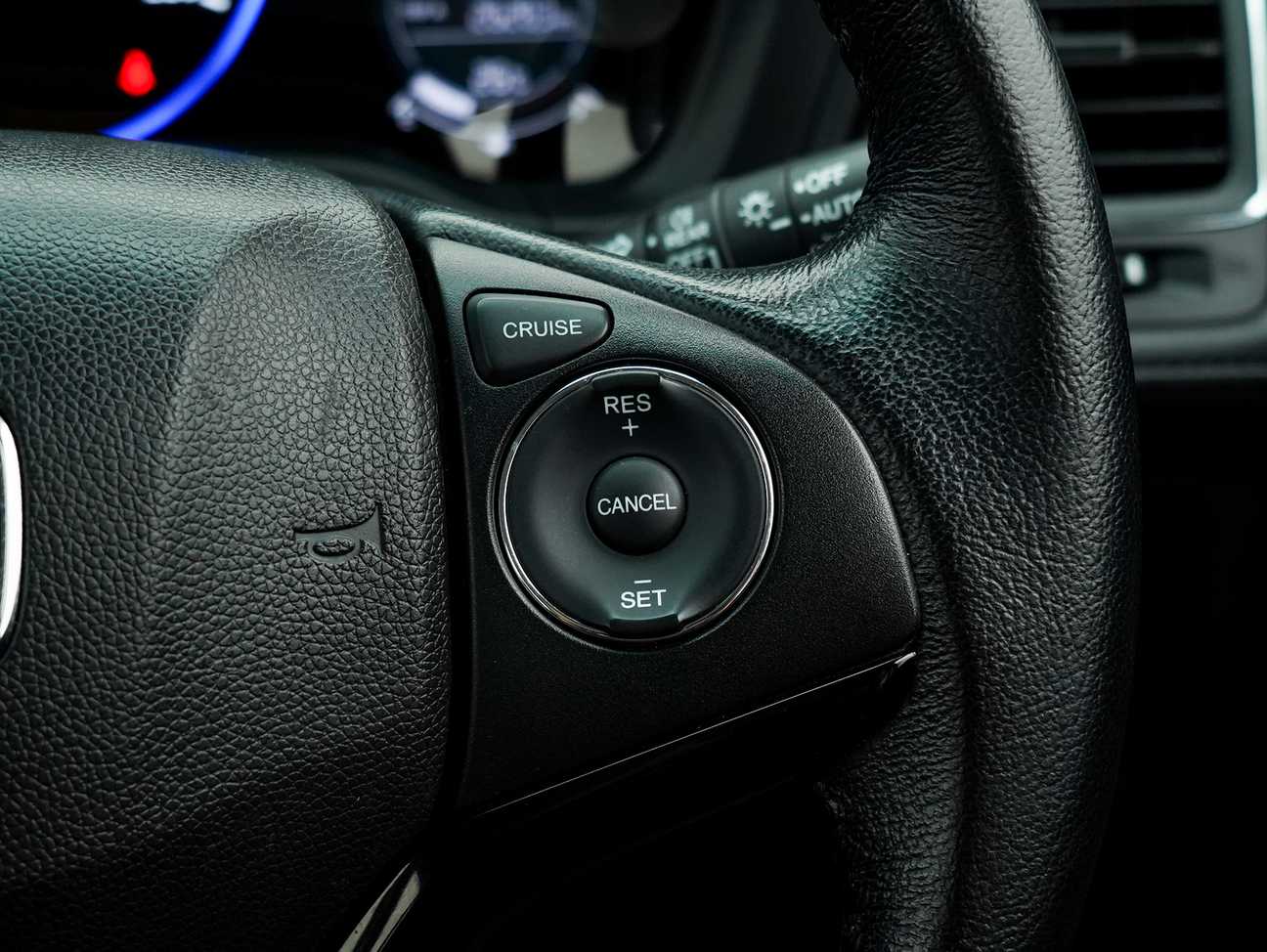 terpakai 2018 Honda HR-V i-VTEC V 1.8