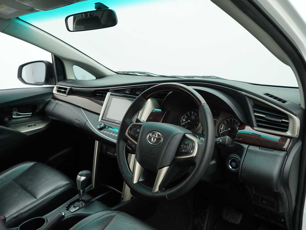 used 2017 Toyota Innova X 2.0