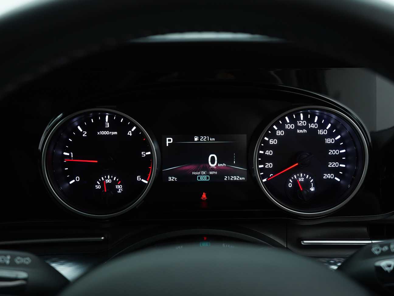 used 2024 Kia Carnival 11 Seater 2.2