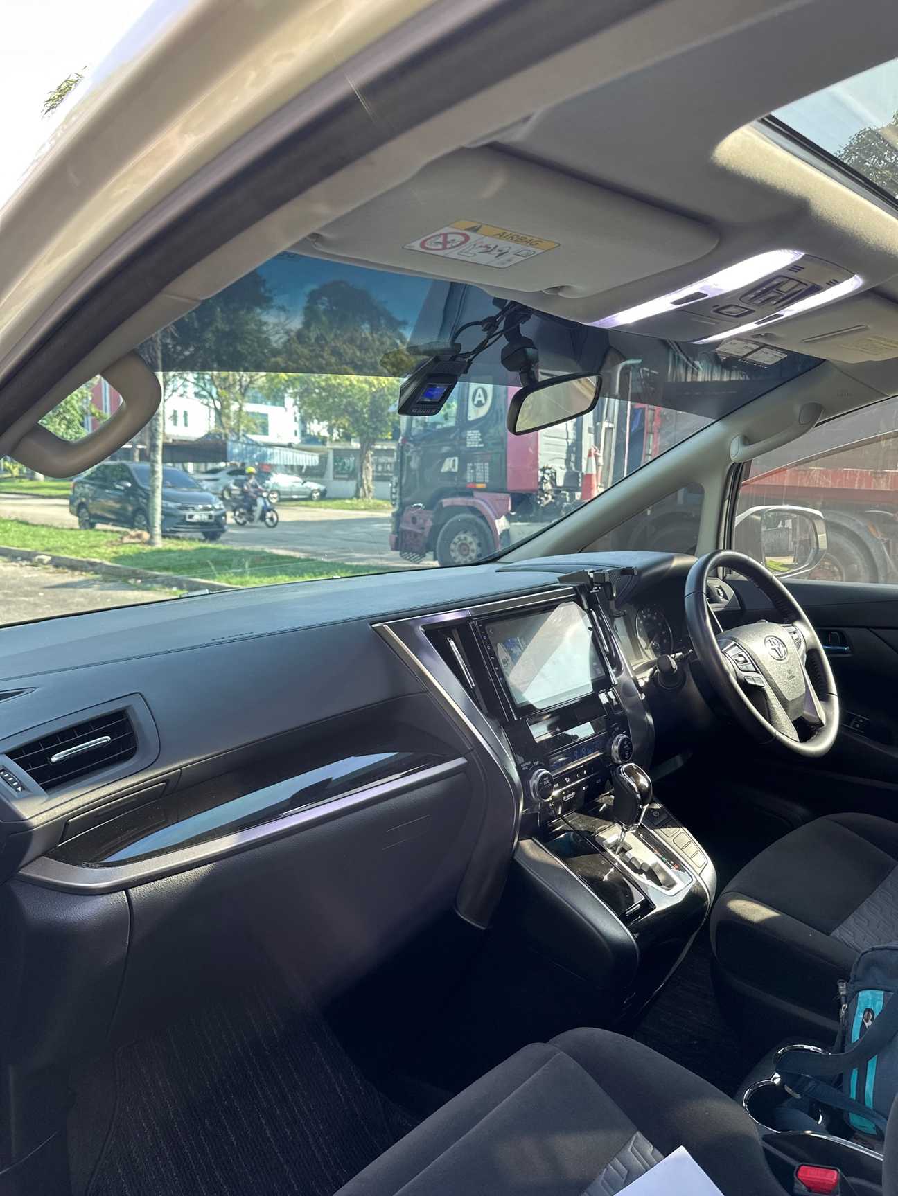 terpakai 2017 Toyota Vellfire Z 2.5