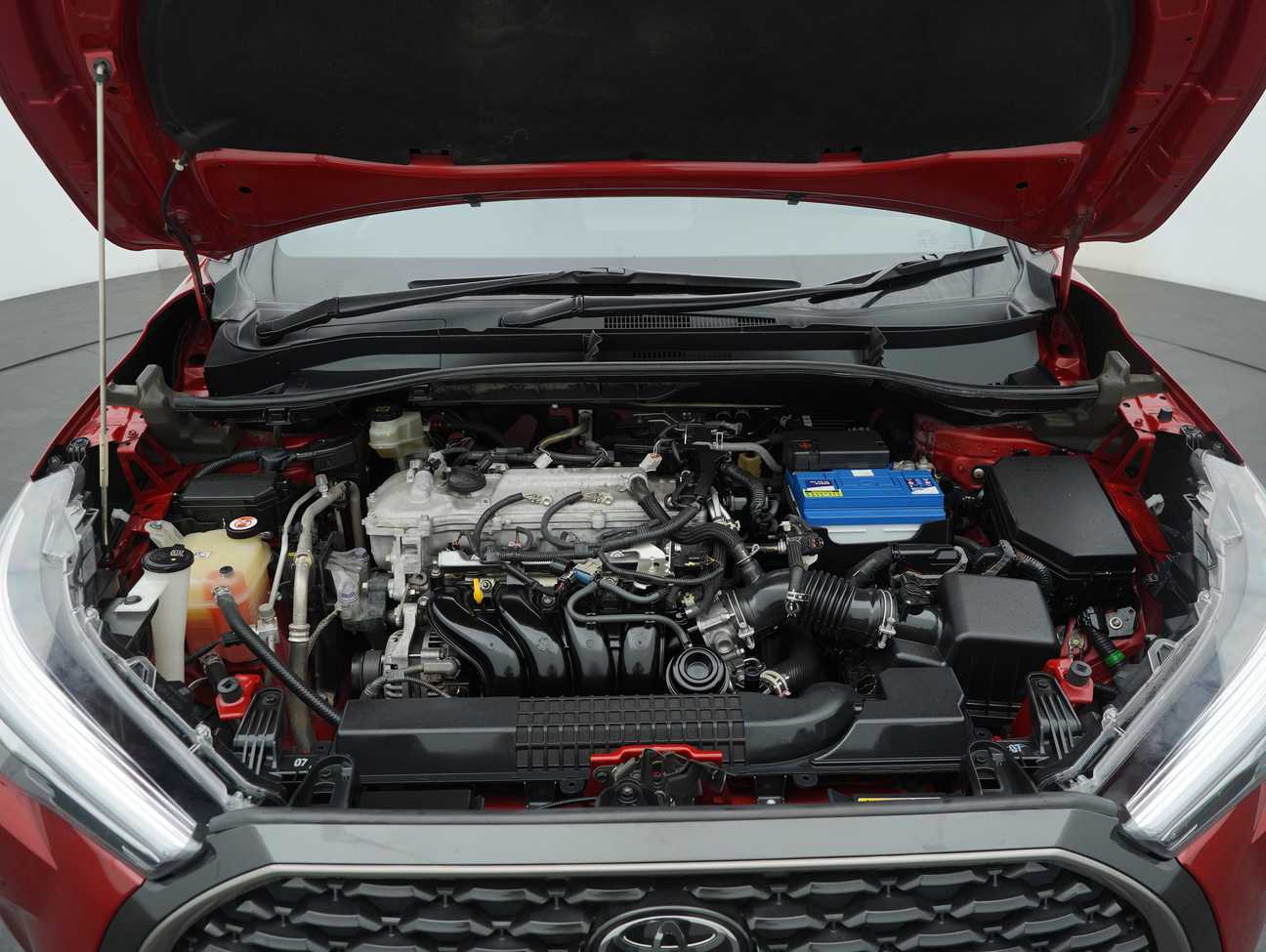 terpakai 2022 Toyota Corolla Cross V 1.8