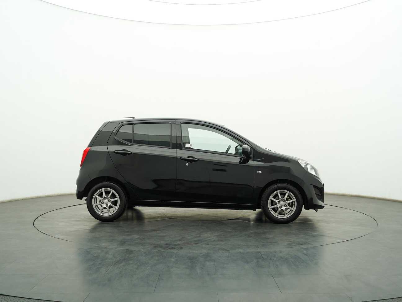 terpakai 2016 Perodua AXIA G 1.0