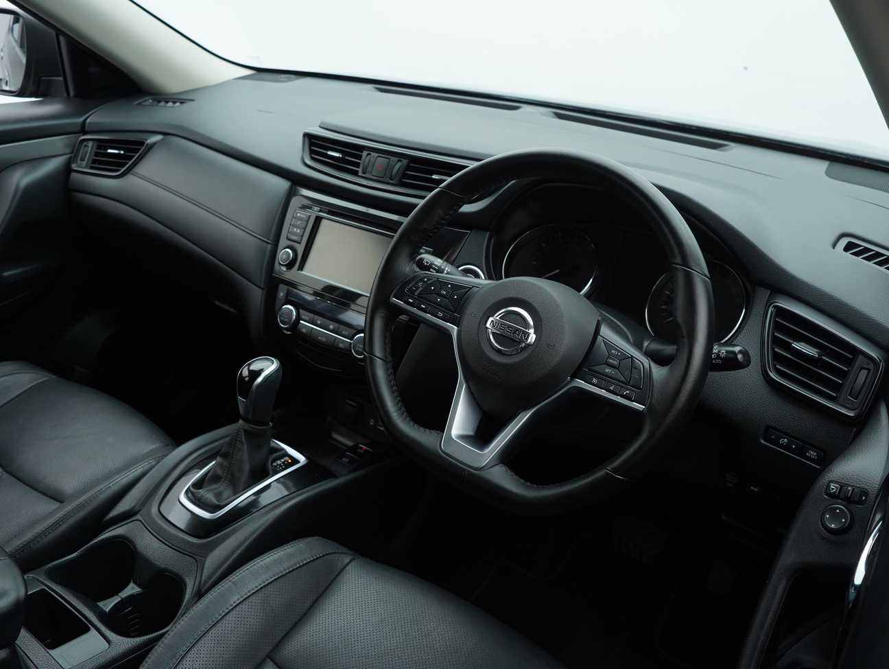 used 2019 Nissan X-Trail Mid 2.0