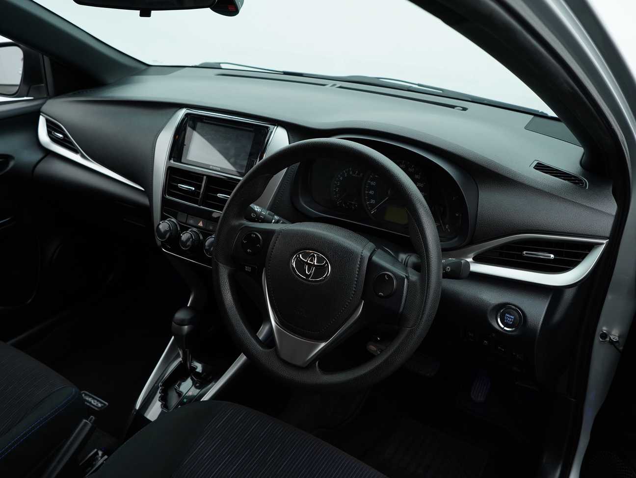 terpakai 2020 Toyota Yaris E 1.5