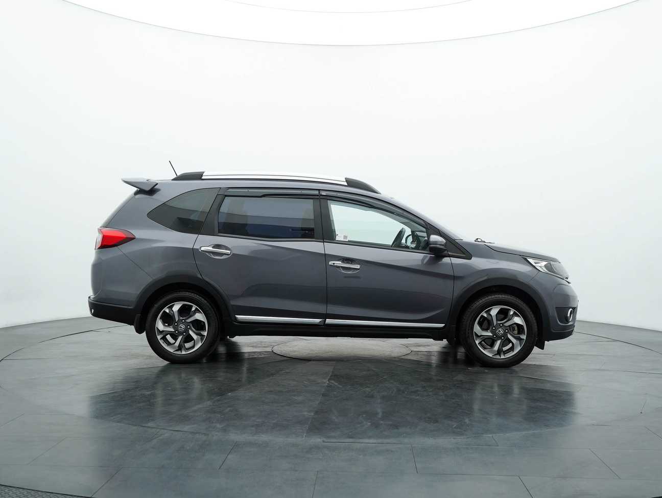 used 2019 Honda BR-V V 1.5
