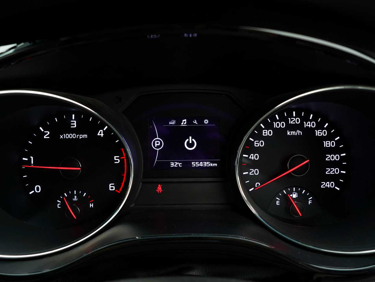 used 2017 Kia Grand Carnival CRDi 2.2