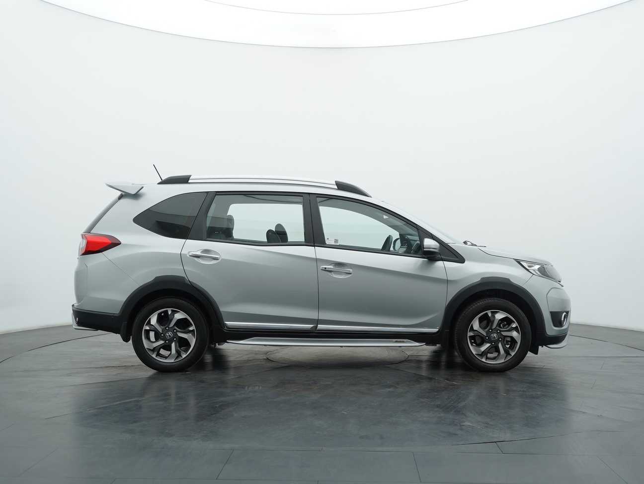 used 2019 Honda BR-V V 1.5