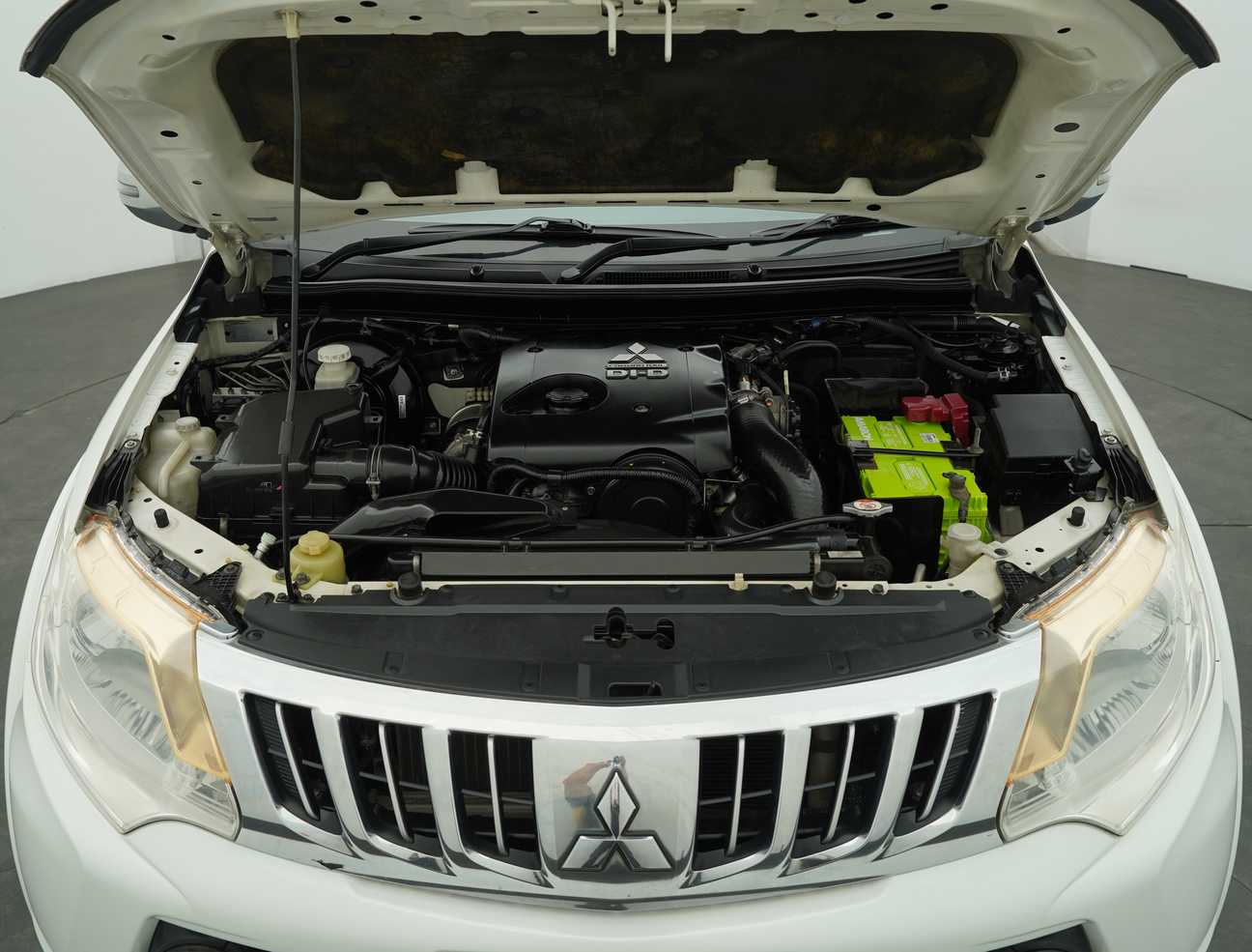 used 2015 Mitsubishi Triton VGT Dual Cab 4X4 2.5