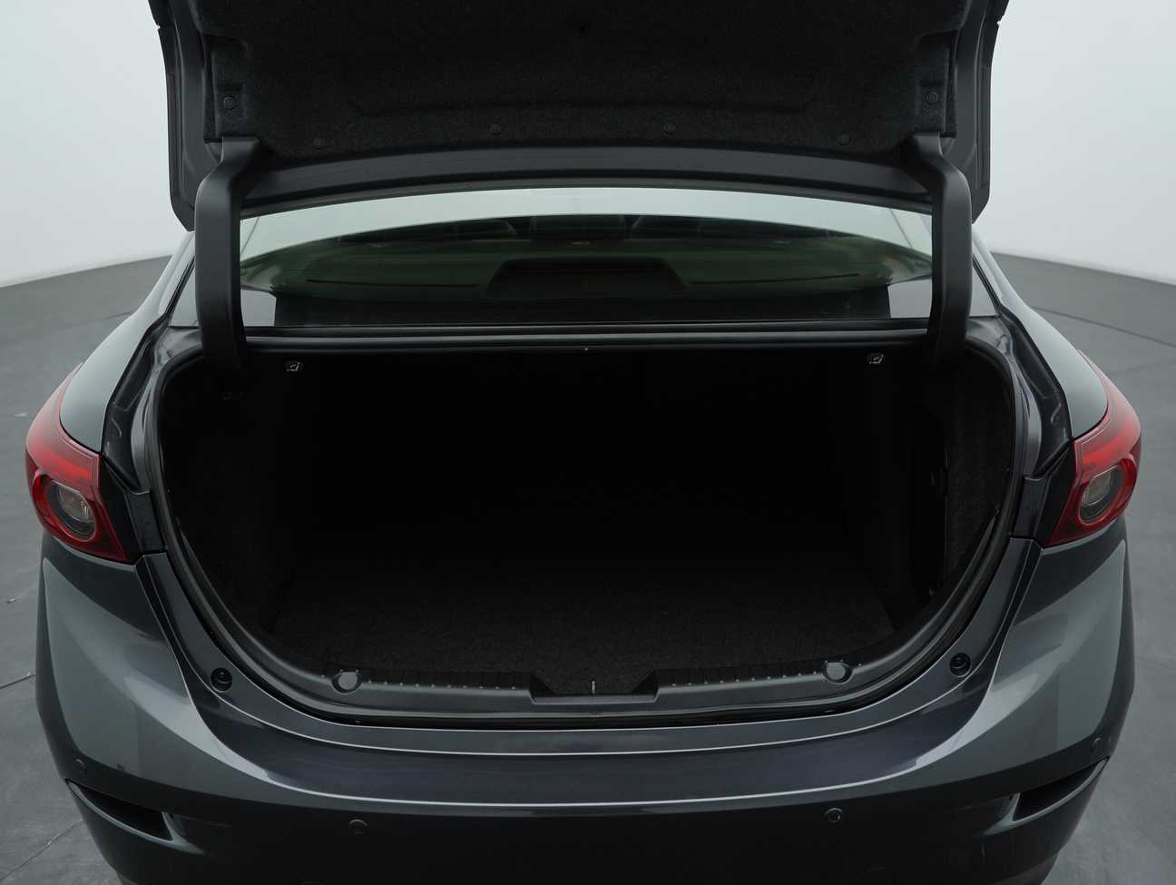 used 2018 Mazda 3 SKYACTIV-G High 2.0