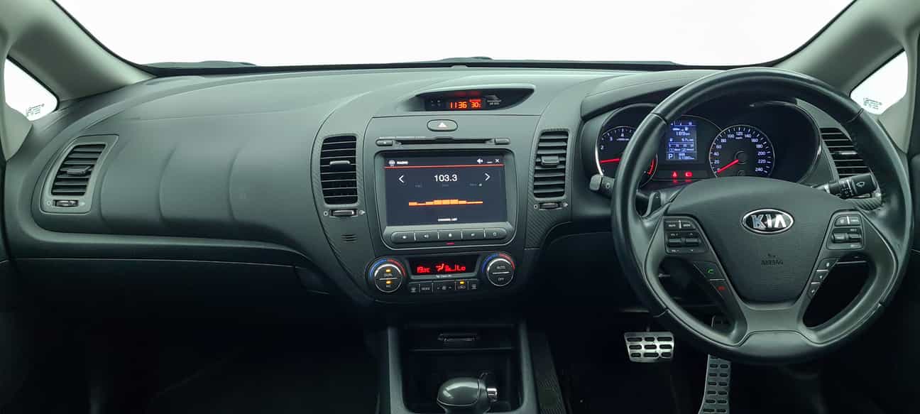 terpakai 2015 Kia CERATO YD 1.6