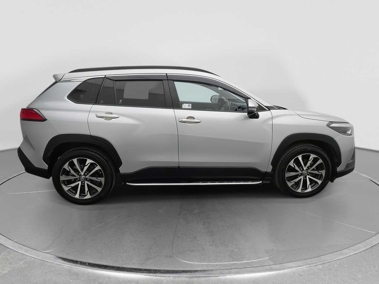 used 2022 Toyota Corolla Cross V 1.8