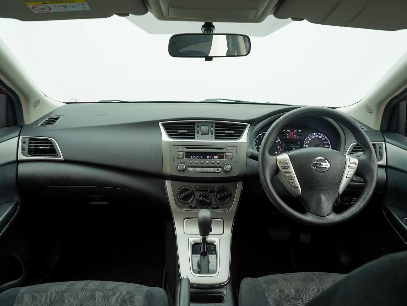 terpakai 2014 Nissan Sylphy E 1.8