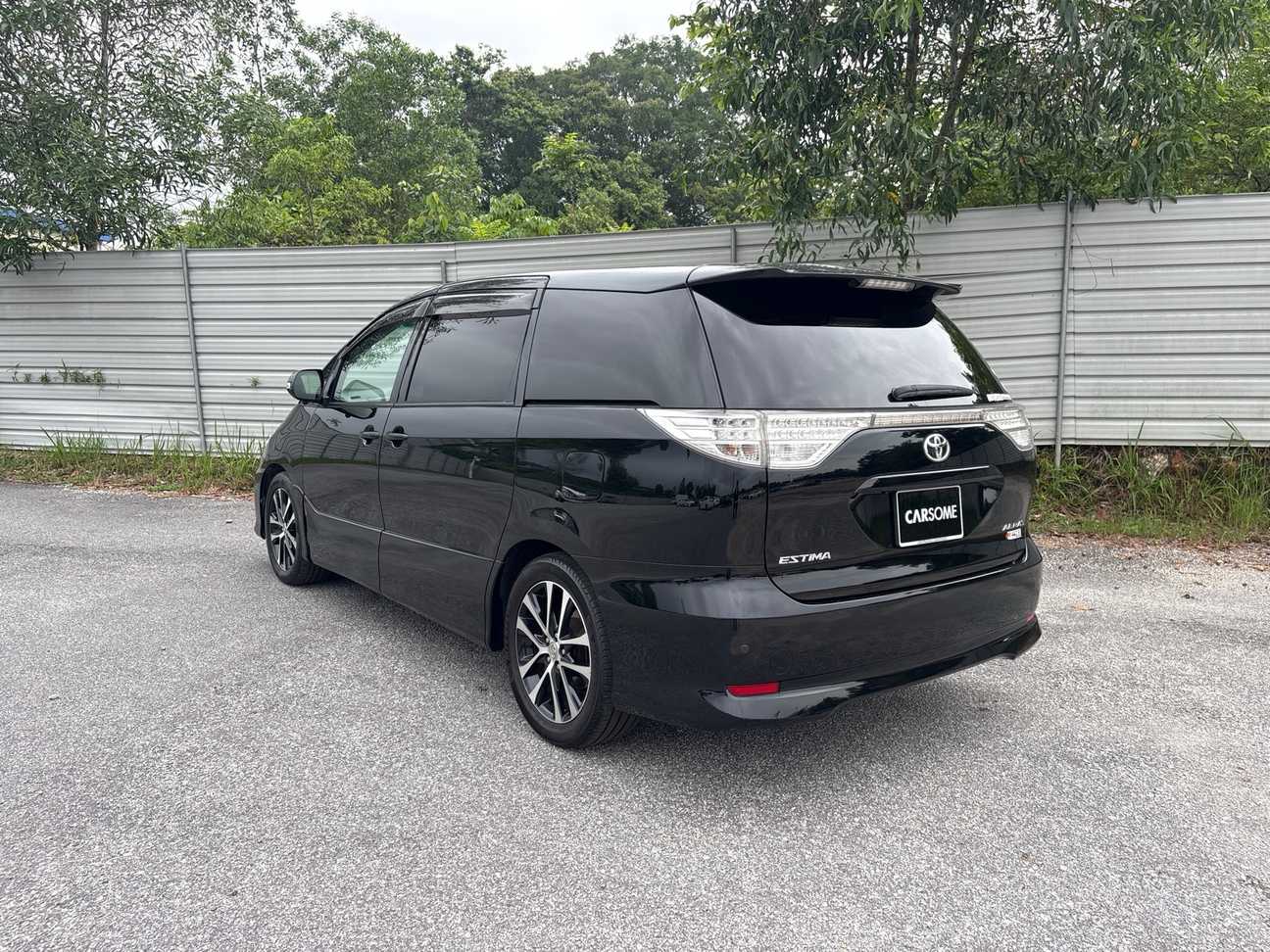 used 2015 Toyota Estima Aeras 2.4