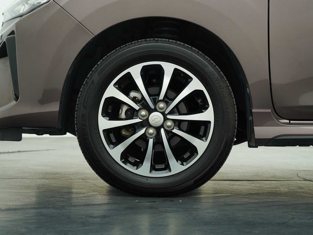 terpakai 2022 Perodua Bezza Advance 1.3