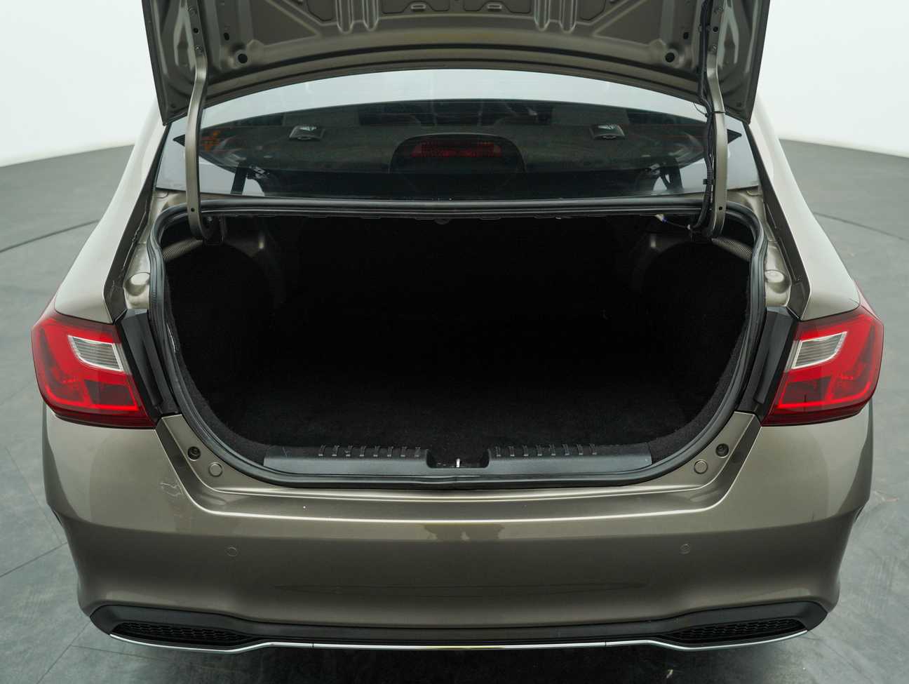 used 2020 Proton Saga Premium 1.3