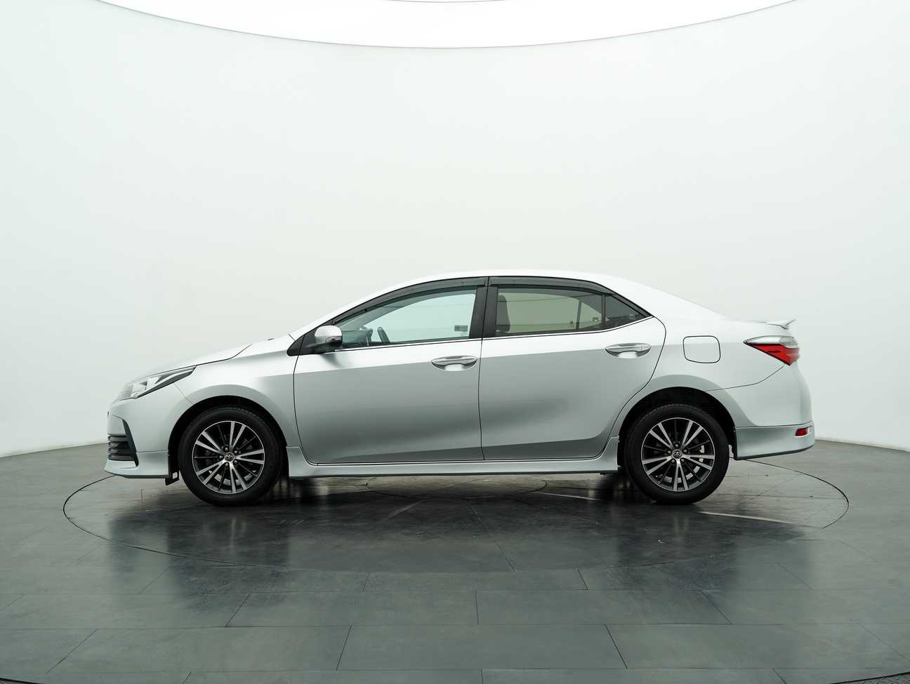 terpakai 2018 Toyota Corolla Altis G 1.8