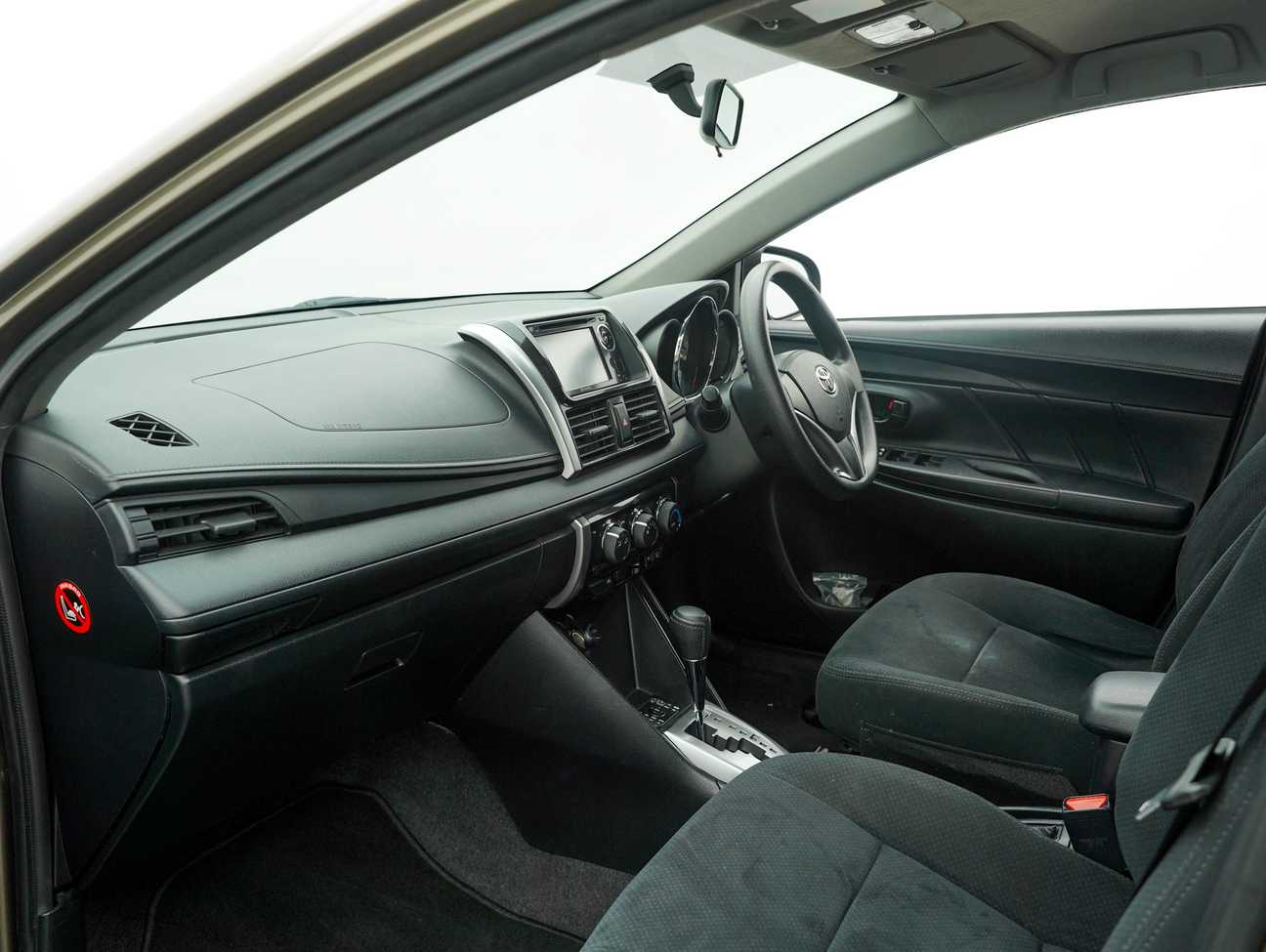 used 2015 Toyota Vios J 1.5