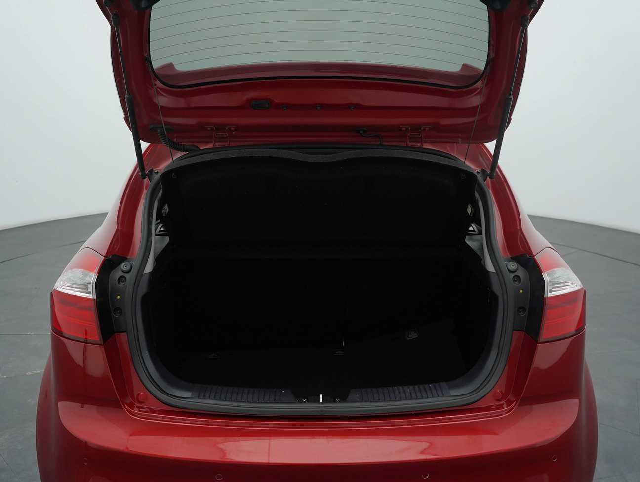 terpakai 2013 Kia Rio SX 1.4