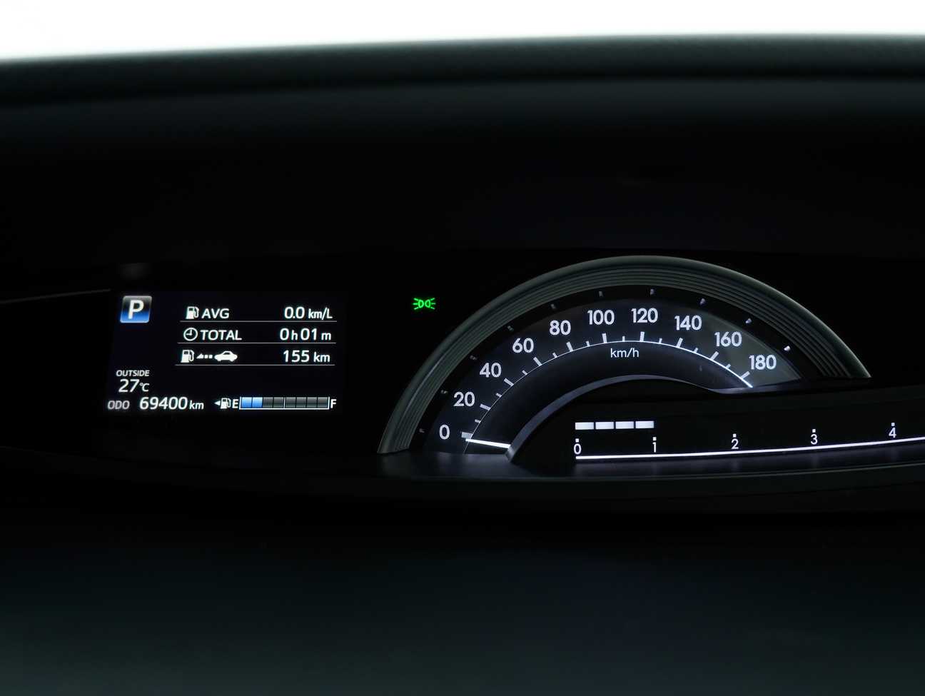 terpakai 2016 Toyota Estima Aeras 2.4