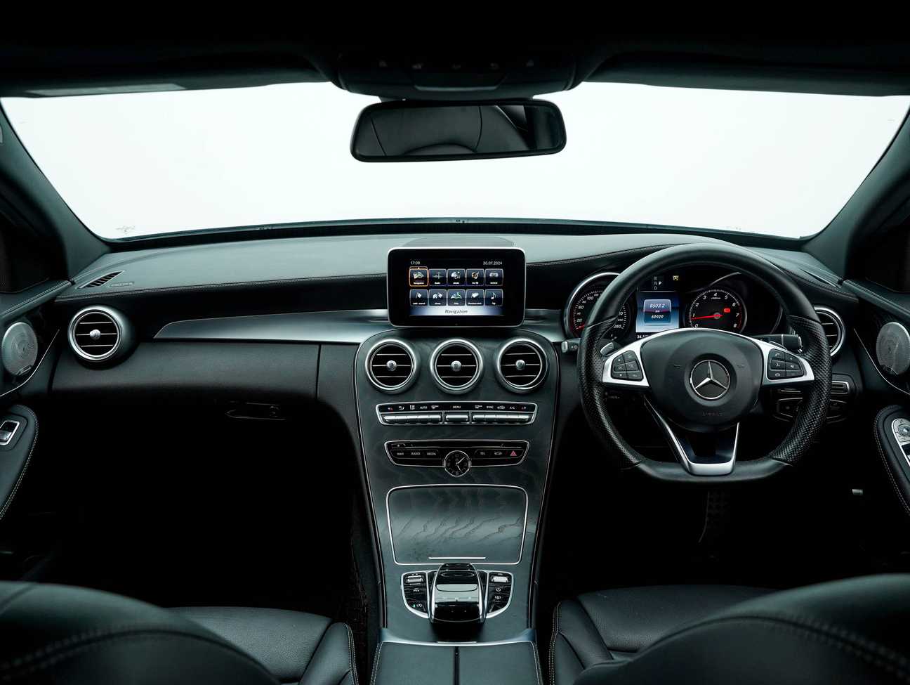 terpakai 2018 Mercedes-Benz C250 AMG Line 2.0