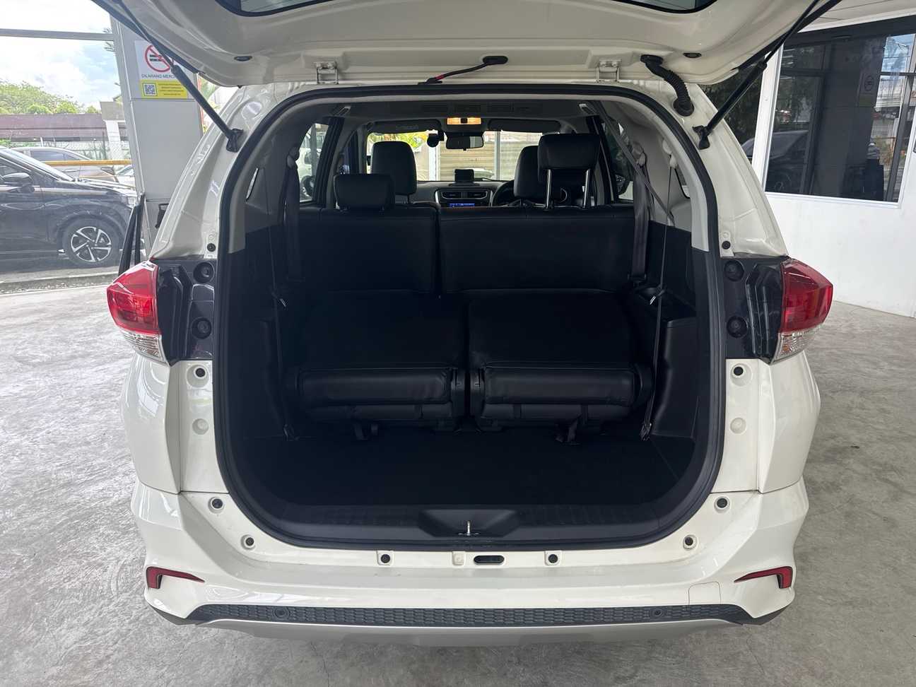 terpakai 2021 Perodua Aruz AV 1.5