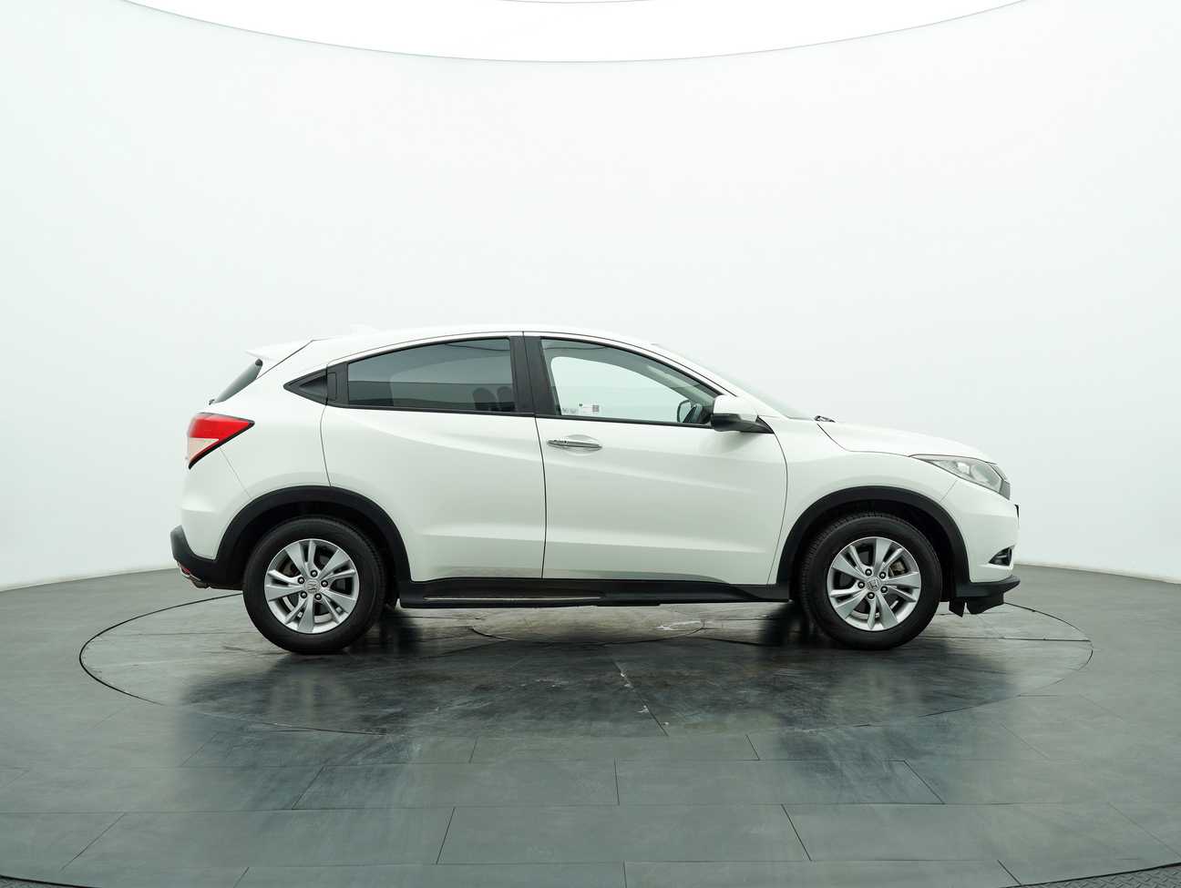 used 2016 Honda HR-V V 1.8
