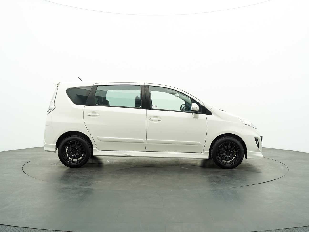 used 2015 Perodua Alza Advance 1.5