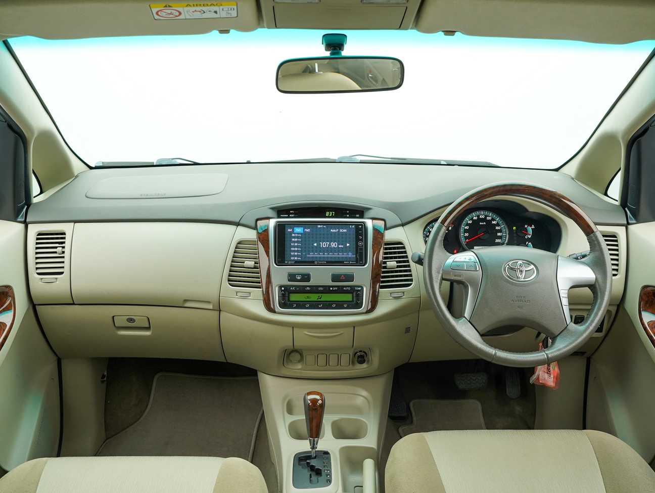 used 2015 Toyota Innova G 2.0