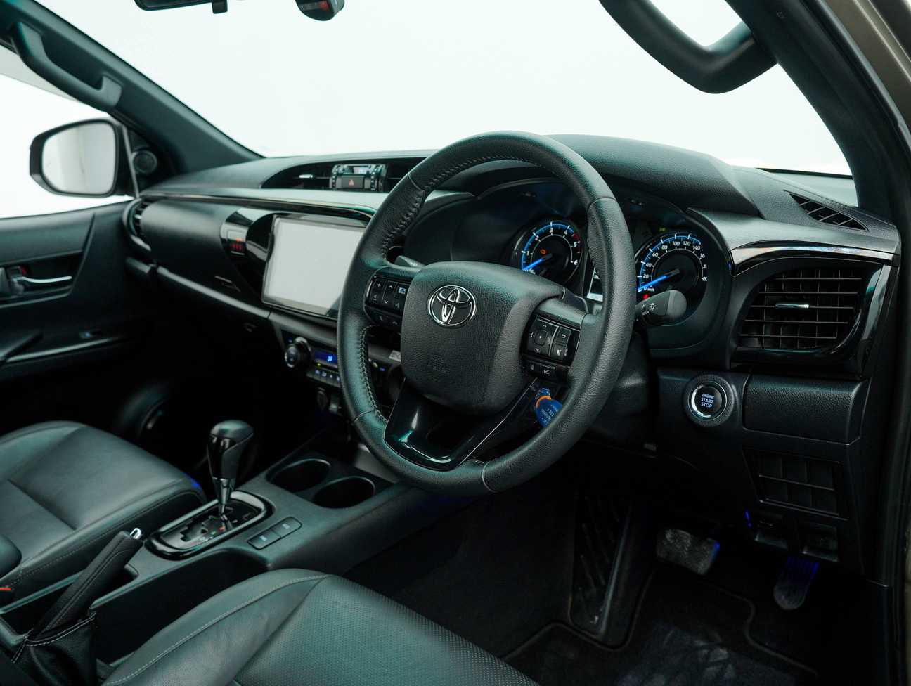 terpakai 2022 Toyota Hilux Rogue Dual Cab 2.8