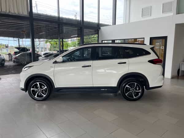 terpakai 2022 Perodua Aruz AV 1.5