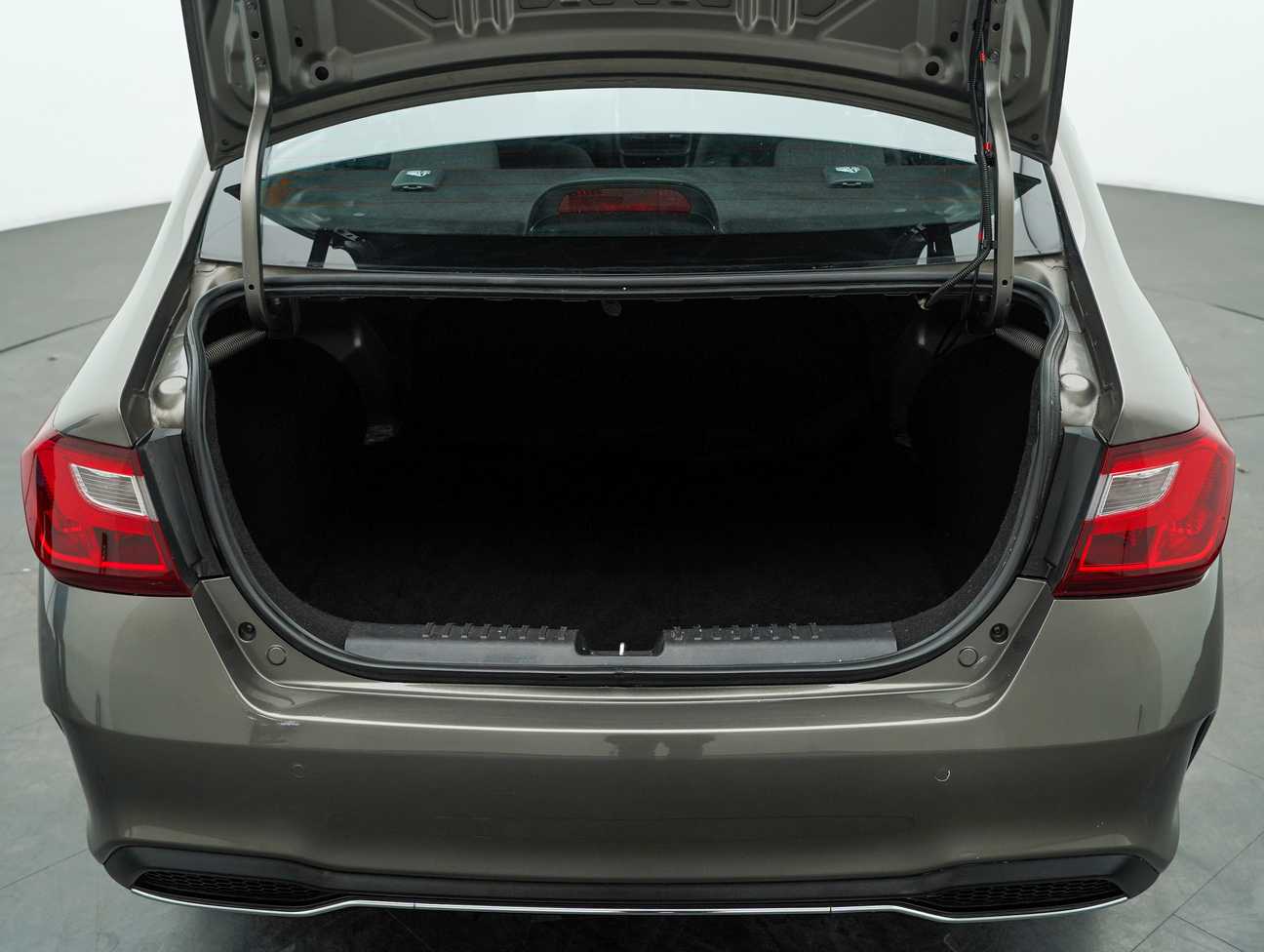 used 2021 Proton Saga Premium 1.3