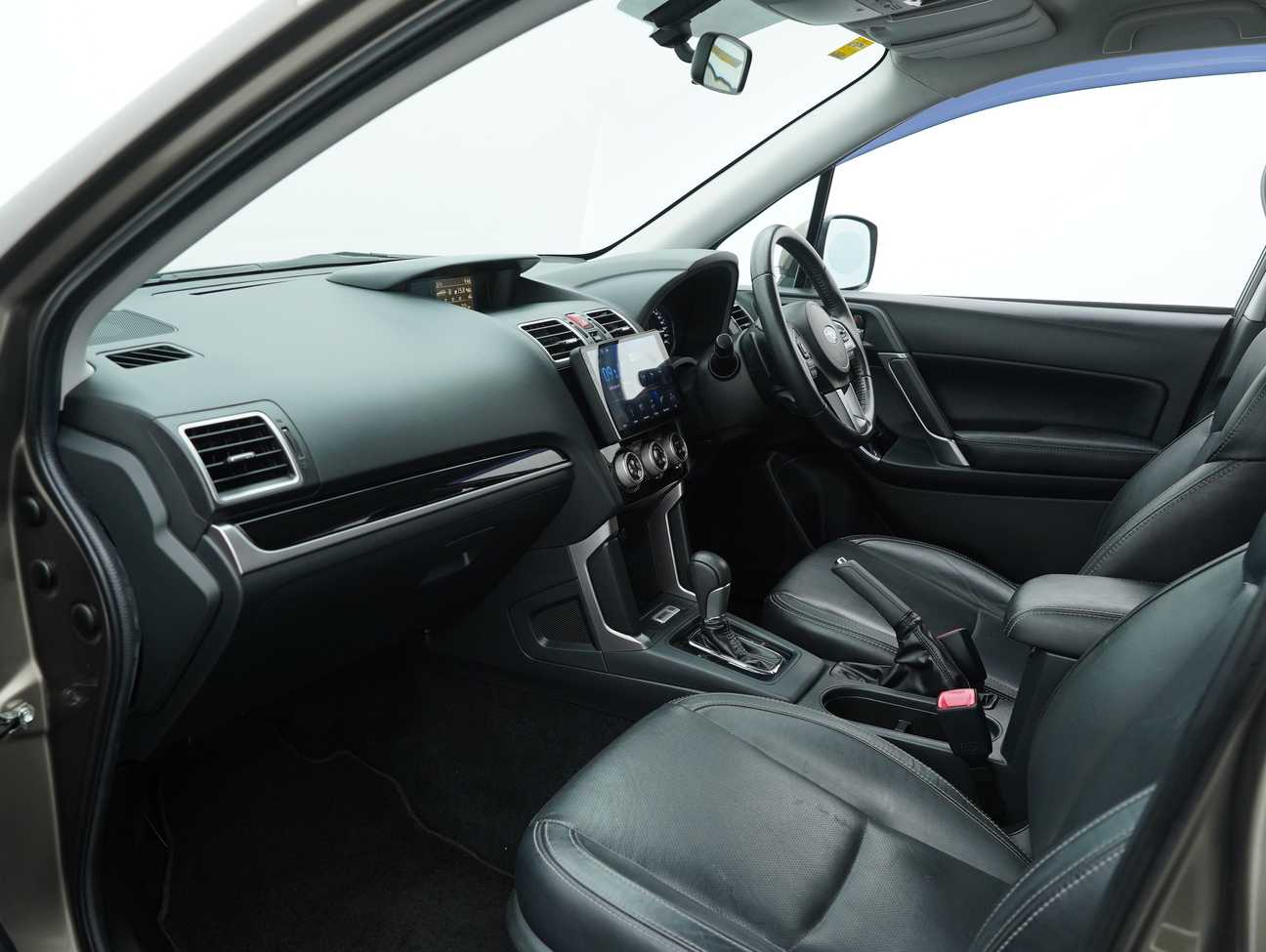 terpakai 2019 Subaru Forester P 2.0